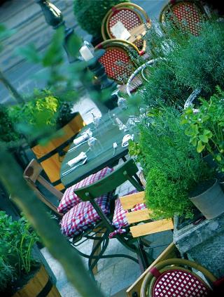 Életképek egy igaz szerelemből - Gasztronómia - Gasztro - bisztró buda, déryné, étterem,